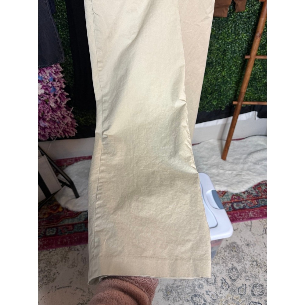 Aritzia, Chino Pants,‎ Tan Khaki, Size 6, Excellent, MSRP $98 - Picture 2 of 4